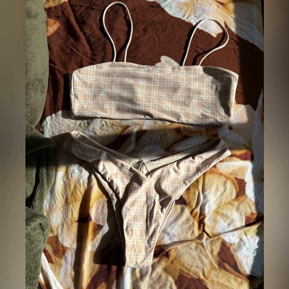 Coconut avenue bikini